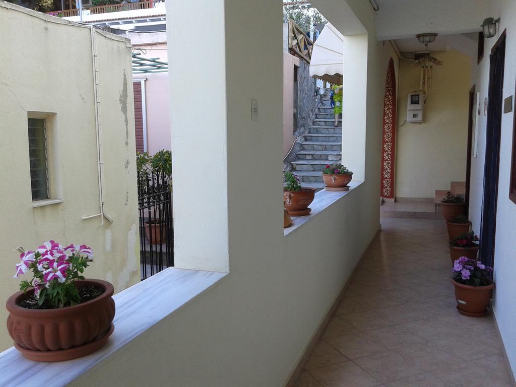 Pansion Nikos Daire Patitírion Dış mekan fotoğraf